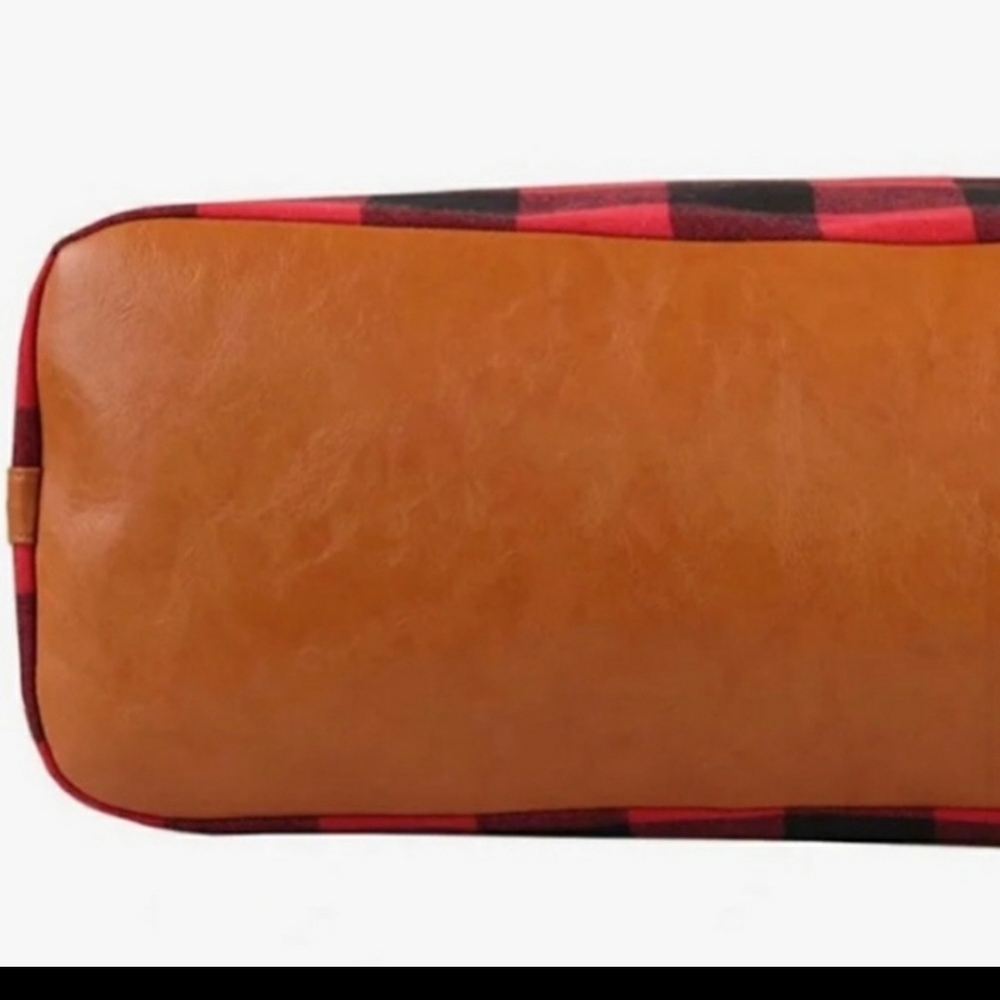 Buffalo Plaid Weekender Bag - Picture 3 of 4